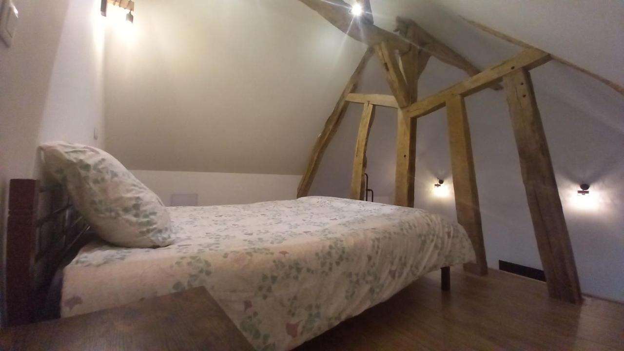 Logement Independant Tour-en-Sologne Екстериор снимка
